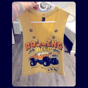 FOREVER 21 GROMET CROP TOP